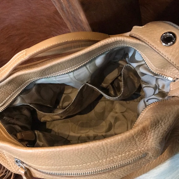 Coach Tan Purse - Picture 6 of 8